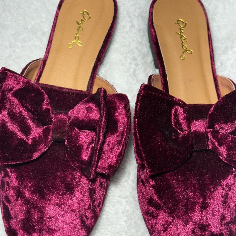 Qupid Women's Mule Sneakers Velvet Wine with Elegant Bun Size 6 - Picture 4 of 6